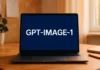 Laptopskärm med texten GPT-IMAGE-1 – illustration av OpenAIs API för AI-genererat bildskapande.
