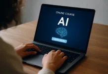 En person använder en bärbar dator för att gå en onlinekurs om AI, med fokus på artificiell intelligens och självstudier via Nvidias utbildningsplattform.